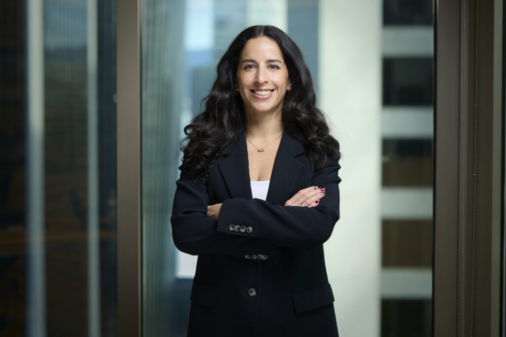 Marie Aspiazu is a litigation lawyer at EKB, representing clients in complex commercial, employment, and administrative law transactions in Vancouver.